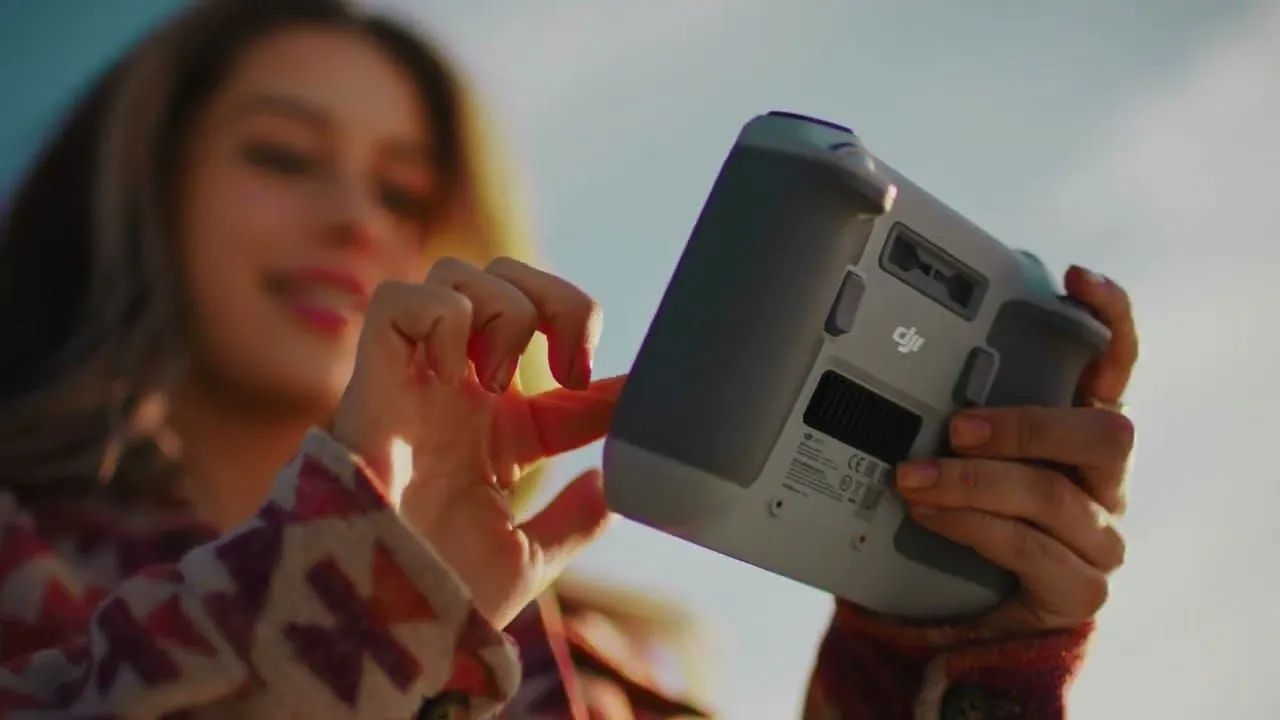 Rádio Controle Dji com tela - Foto 2