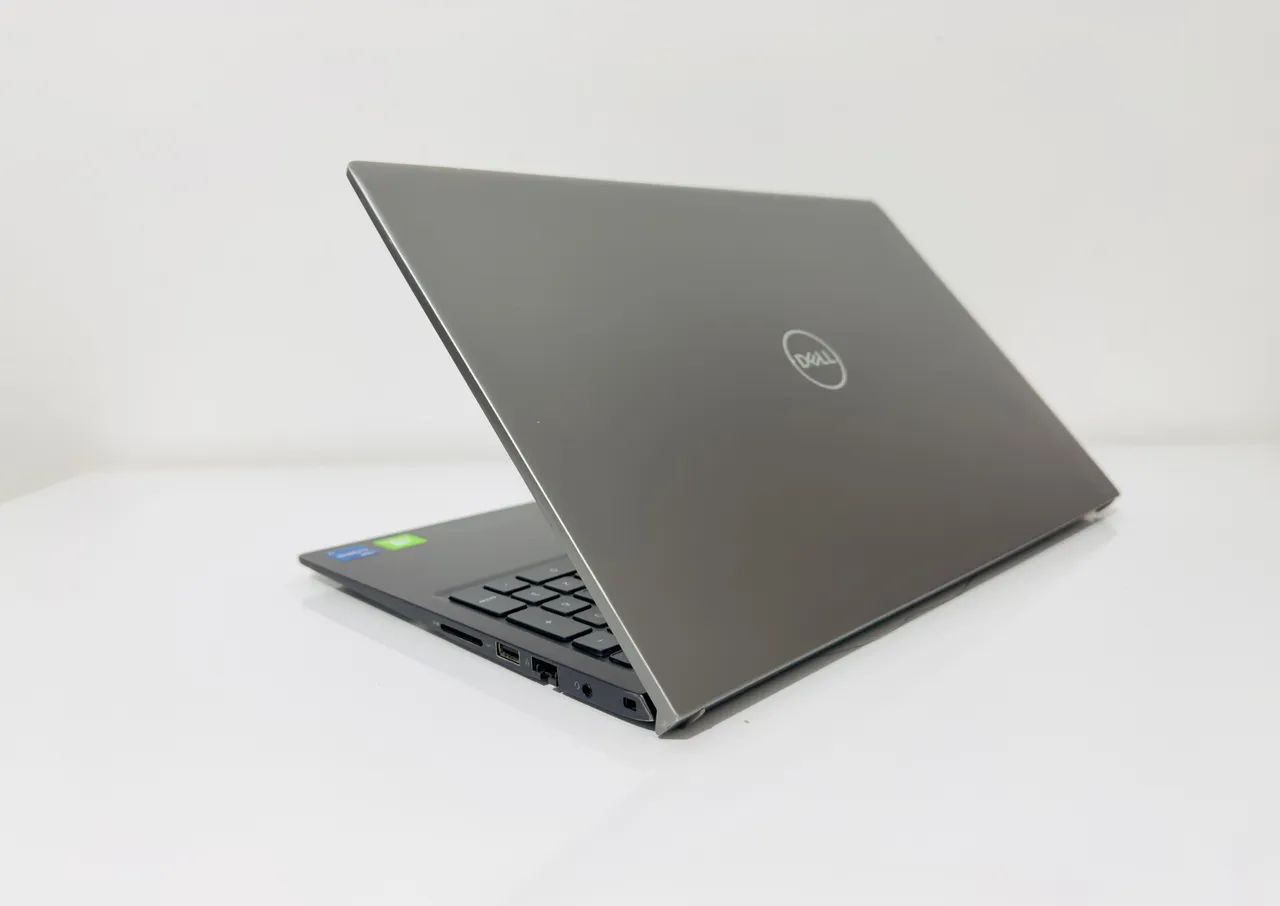 Notebook Dell VOSTRO I7-11th-16GB Ram-SSD 512GB Nvme-Tela 15.6 FHD