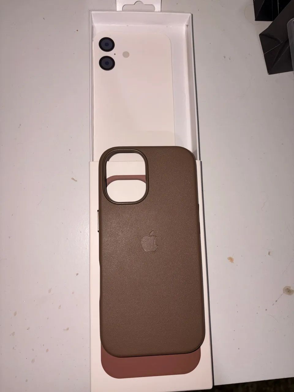 Case Magsafe de Couro Para Internet 17 Nunca usada  - Foto 2