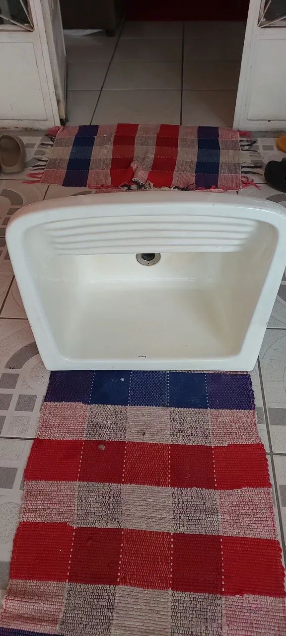 Tanque louça com válvula 
