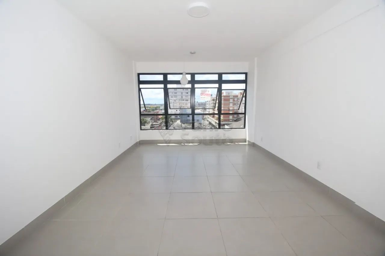 Sala Comercial no Centro Profissional Montgris ? Ampla e Bem Localizada - Foto 2