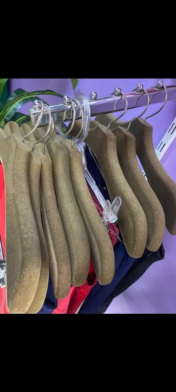 Gavetão, cabides de veludo, Manequins de fibra - Foto 3