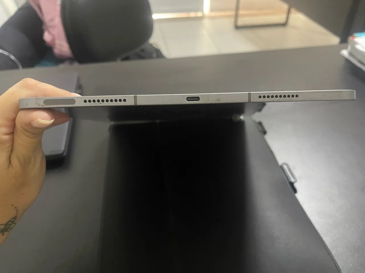 VENDO IPAD PRO 12,90 pol - 6 Geração! - Foto 2
