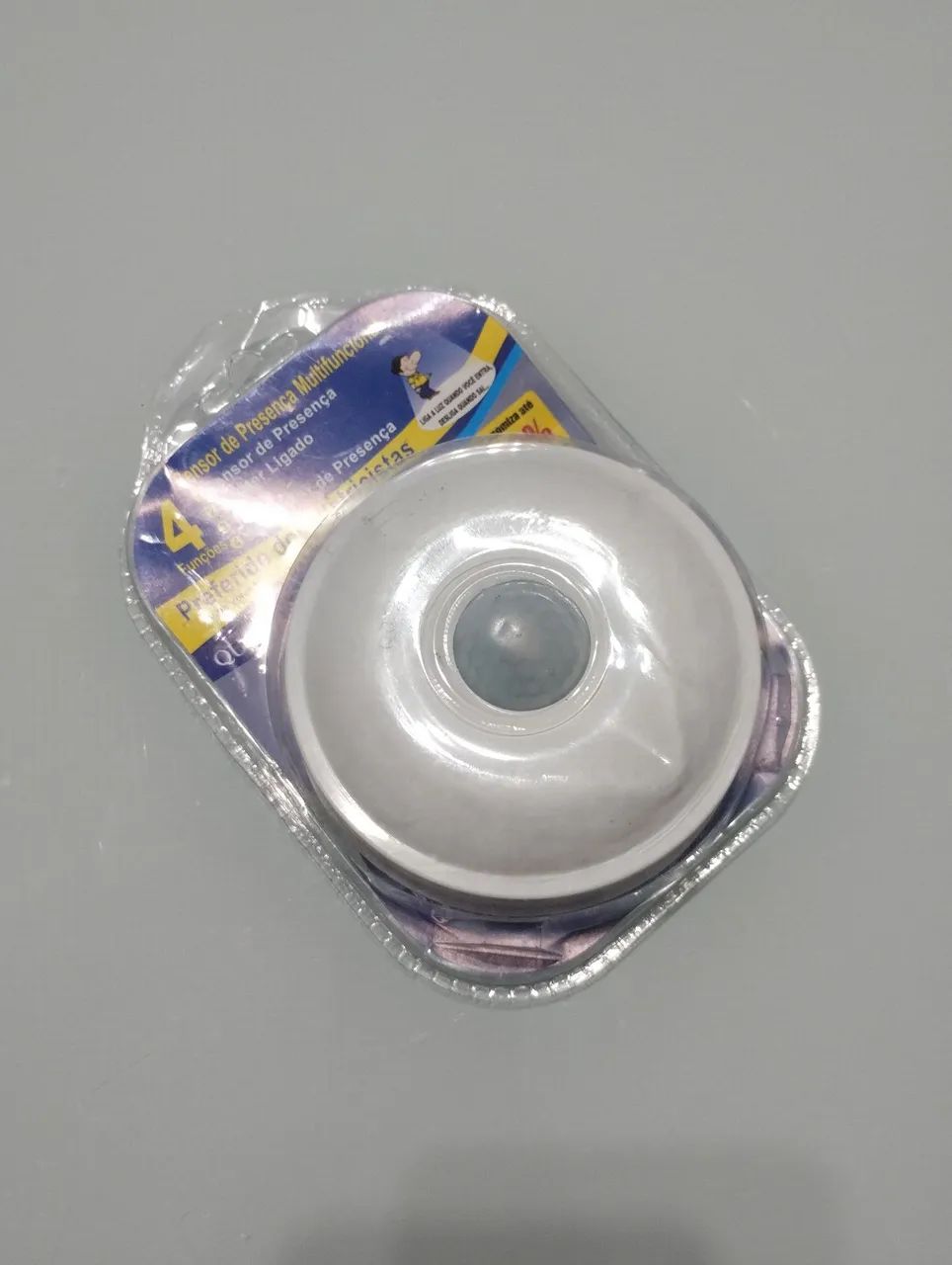 Sensor de presença multifuncional
