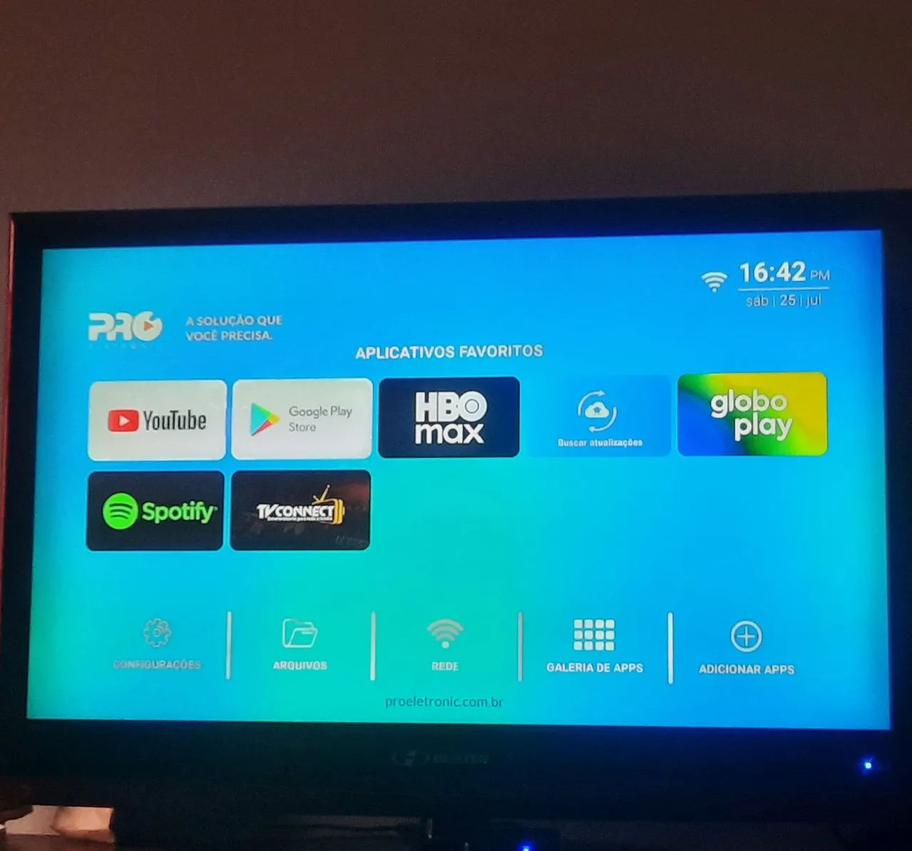 Vendo TV buster 42 polegadas não é smart