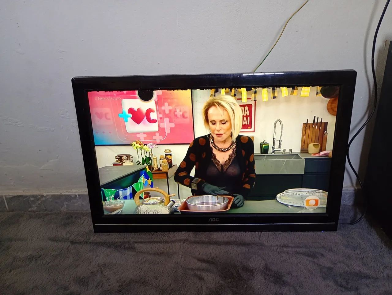 Vendo tv 32 AOC digital funcionando perfeitamente  - Foto 3