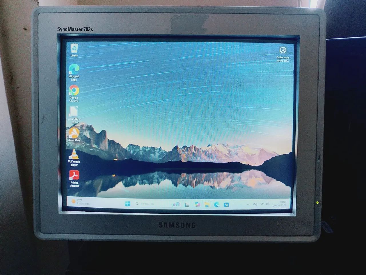 Monitor crt