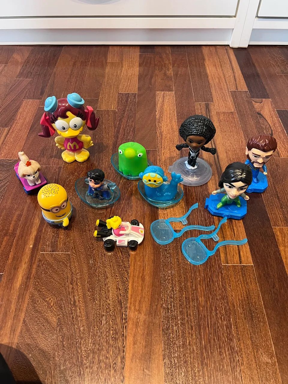  Lote 10 brinquedos promocionais MCDonalds