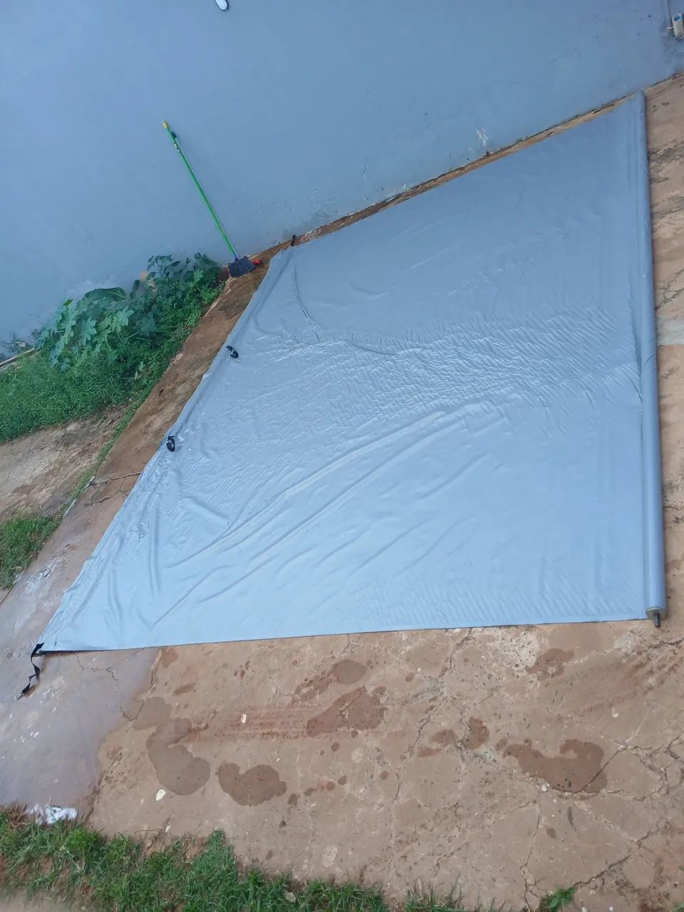 Toldo retrátil COMPLETO