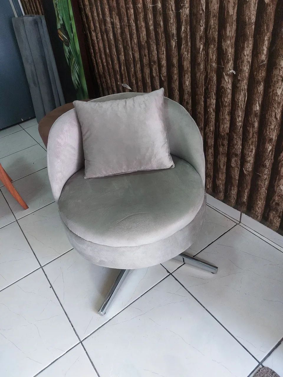 Poutrona decorativa giratoria  - Foto 3