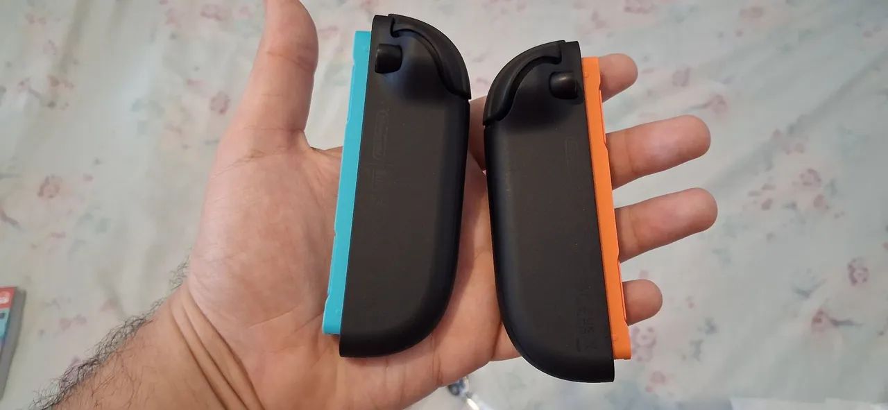 Joy Con 2 - Usado poucas vezes - Foto 4