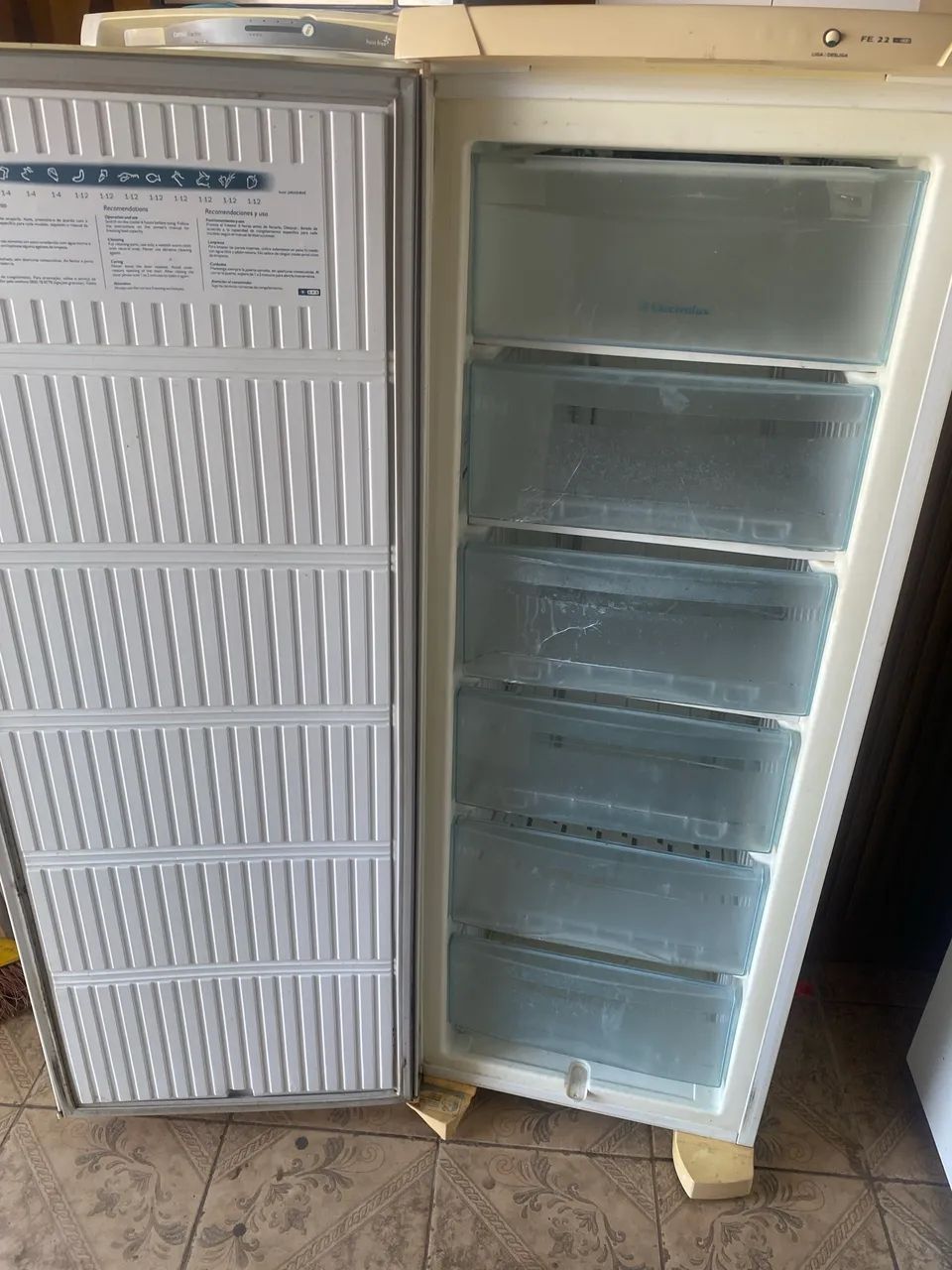 Freezer vertical  - Foto 2