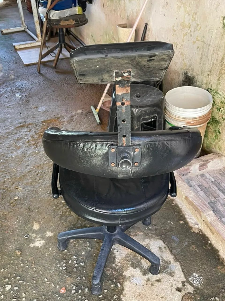 Cadeira de barbeiro  - Foto 2