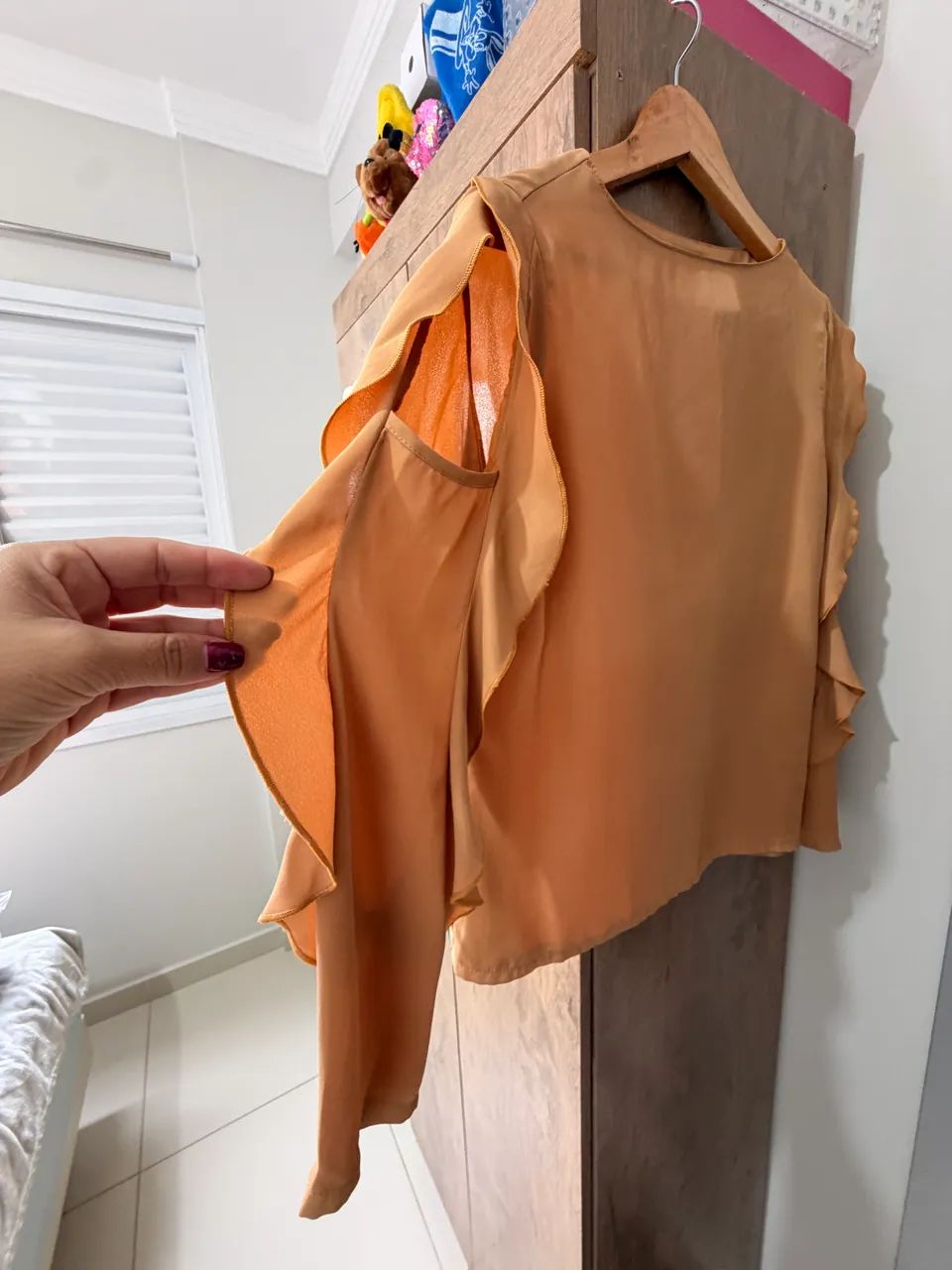 Blusa de seda caramelo  - Foto 4
