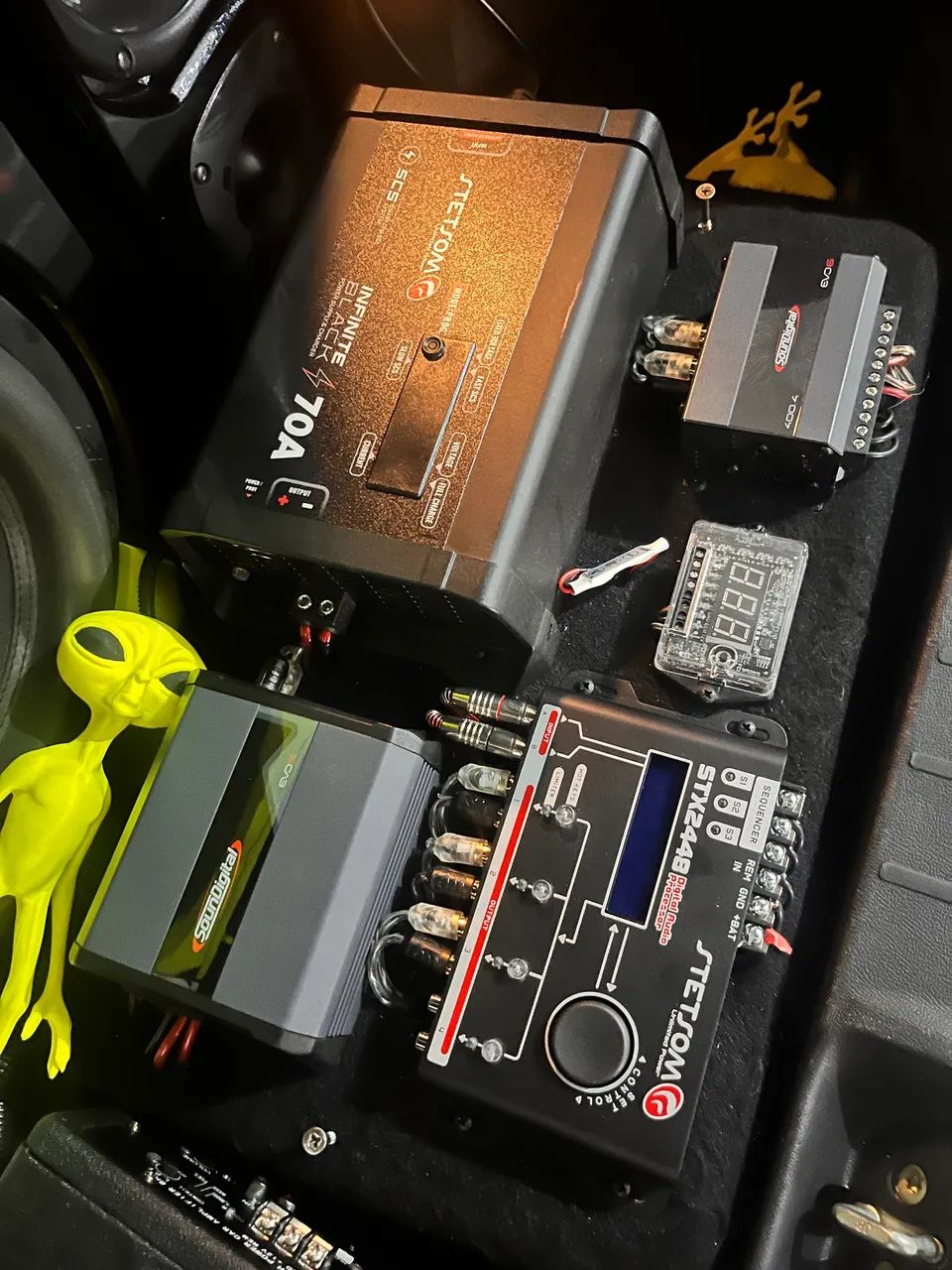 Som automotivo zero