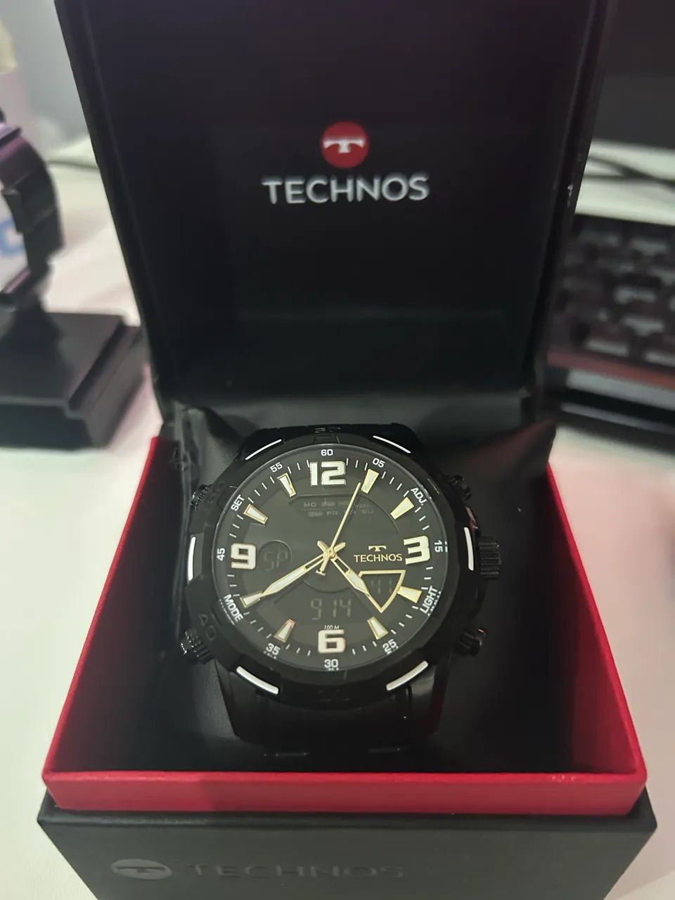 Relógio Technos W23305ADB