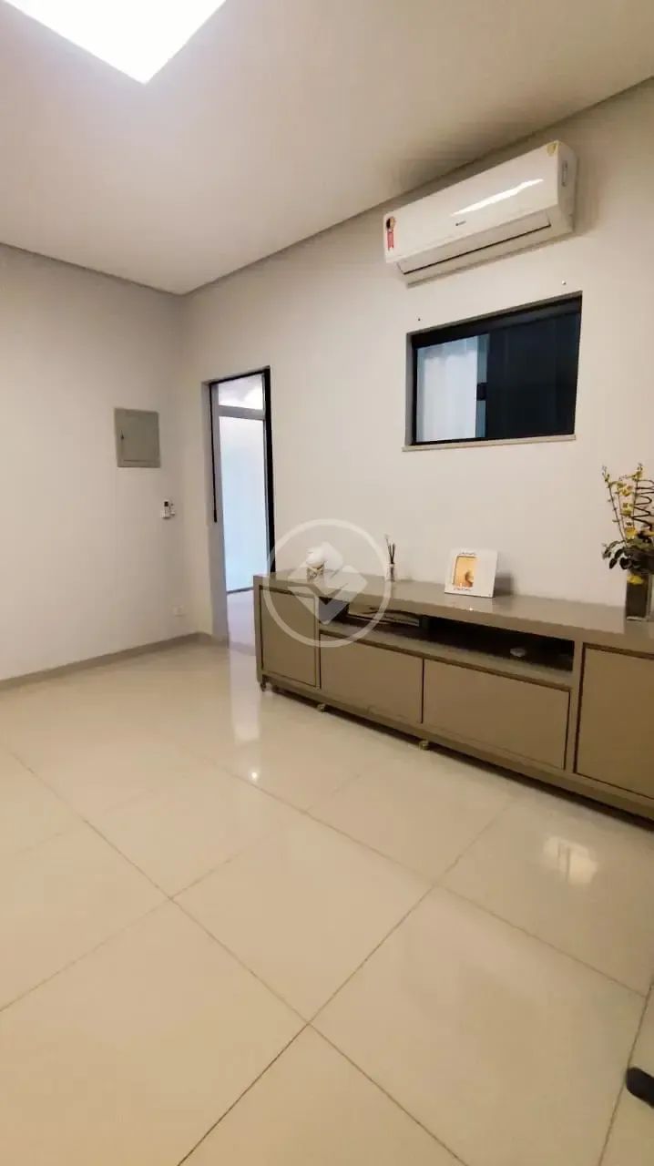 Vendo Sobrado em Condomínio Privillege codigo: 383535