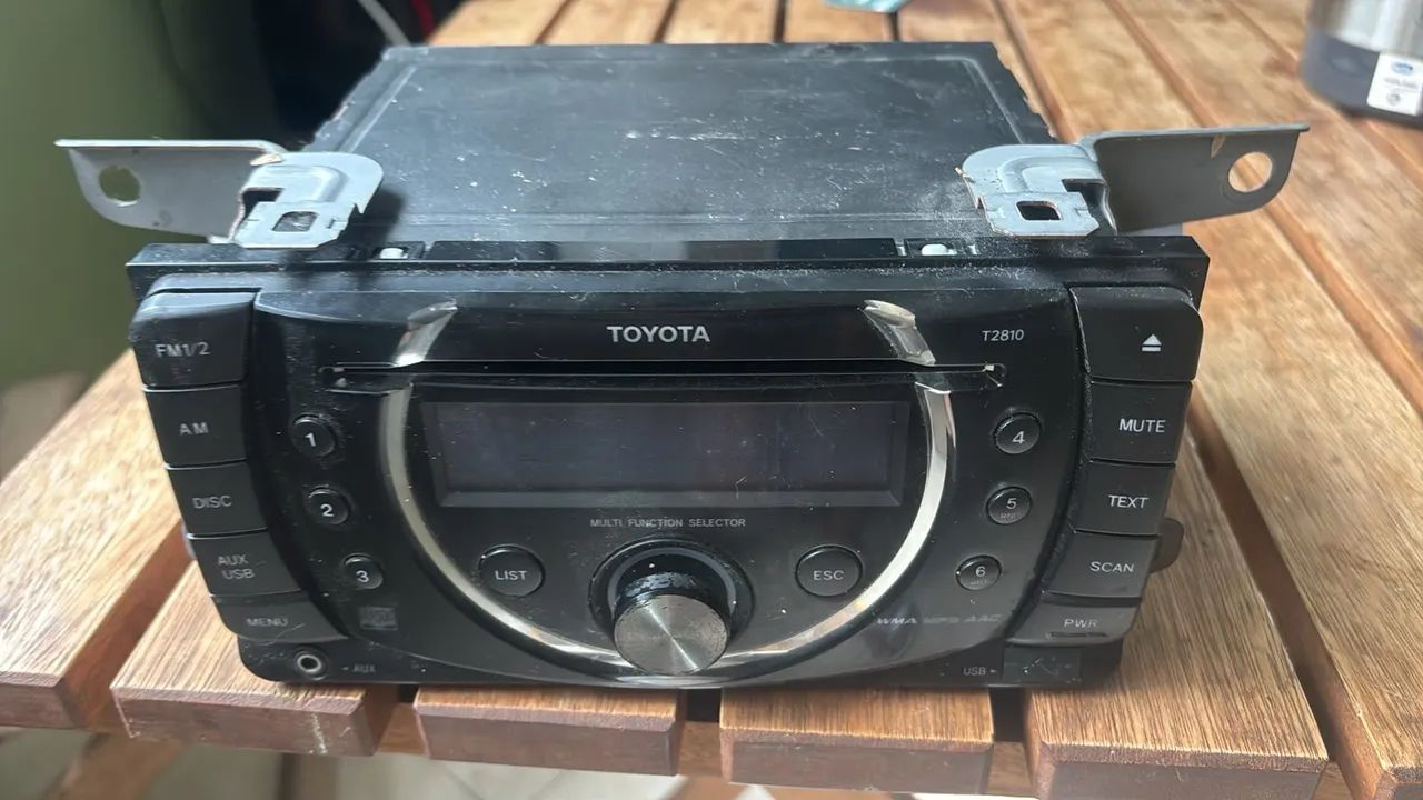 Rádio Toyota RAV4