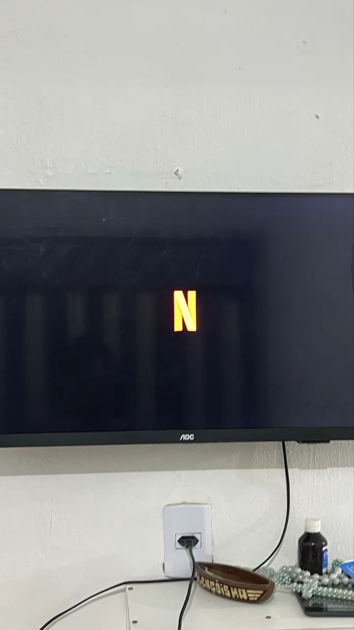 TV AOC ROKU 32p - Foto 4