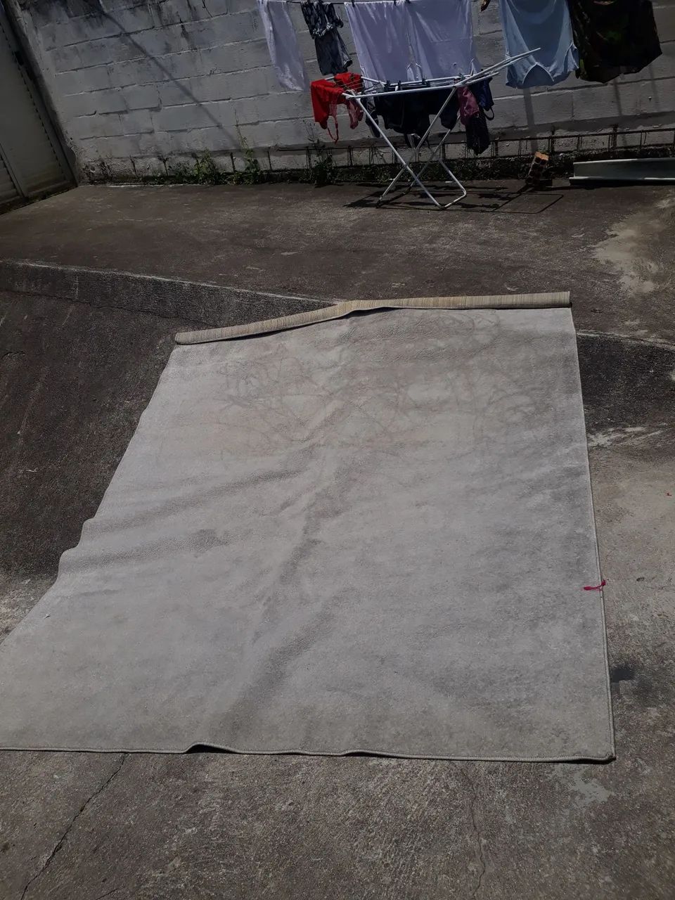 Tapete  bem grande 150,00 - Foto 2
