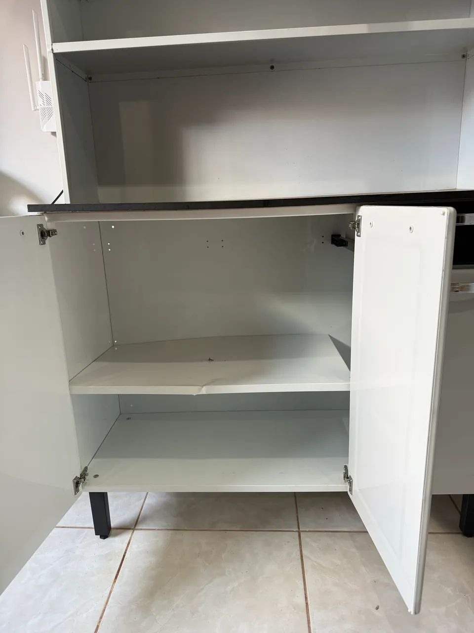 Vendo armário Itatiaia de aço