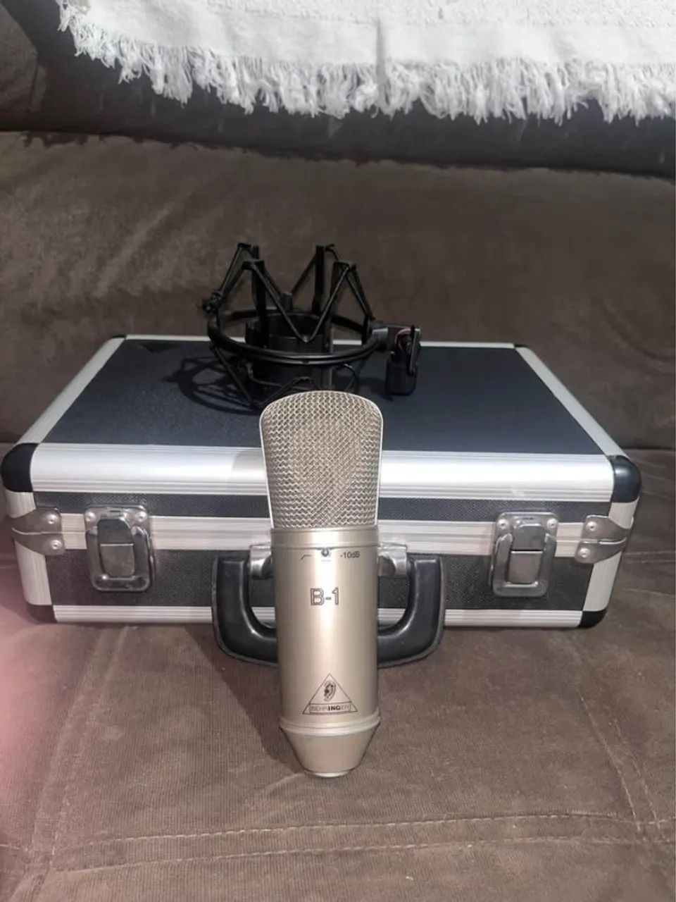Microfone Behringer B1
