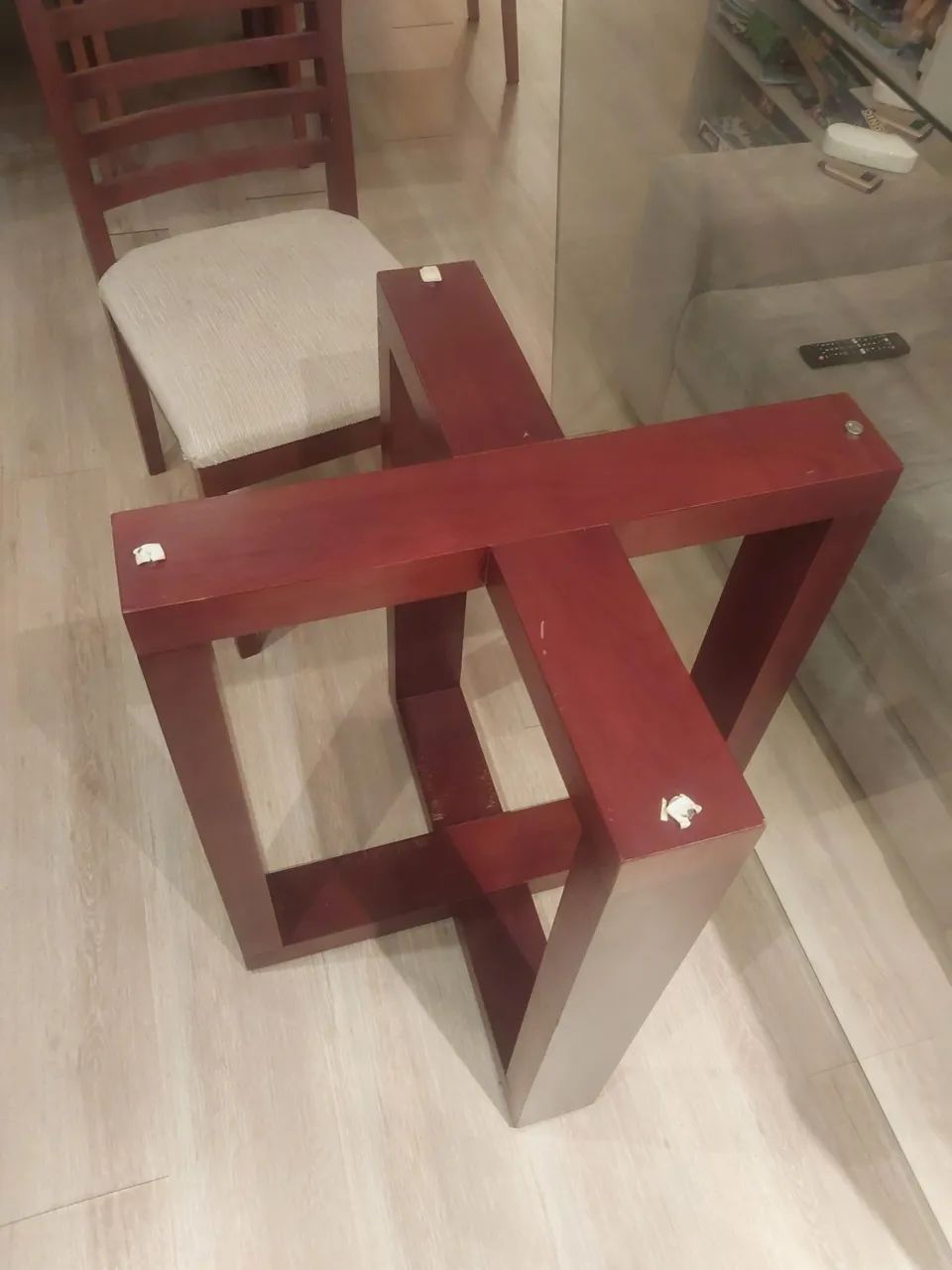 Mesa tampo de vidro 6 cadeiras - Foto 4