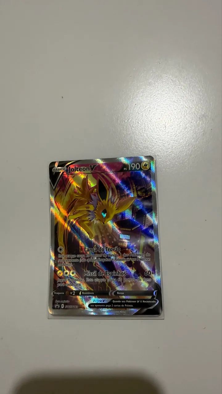 Carta Pokémon Jolteon V