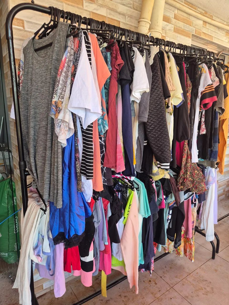 Roupas a partir de  - Foto 2