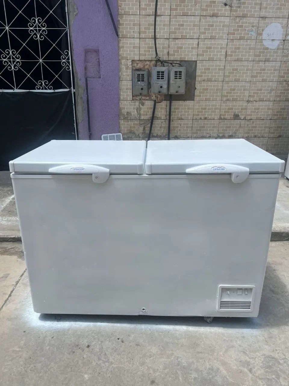 Vendo freezer gelando perfeitamente  - Foto 3