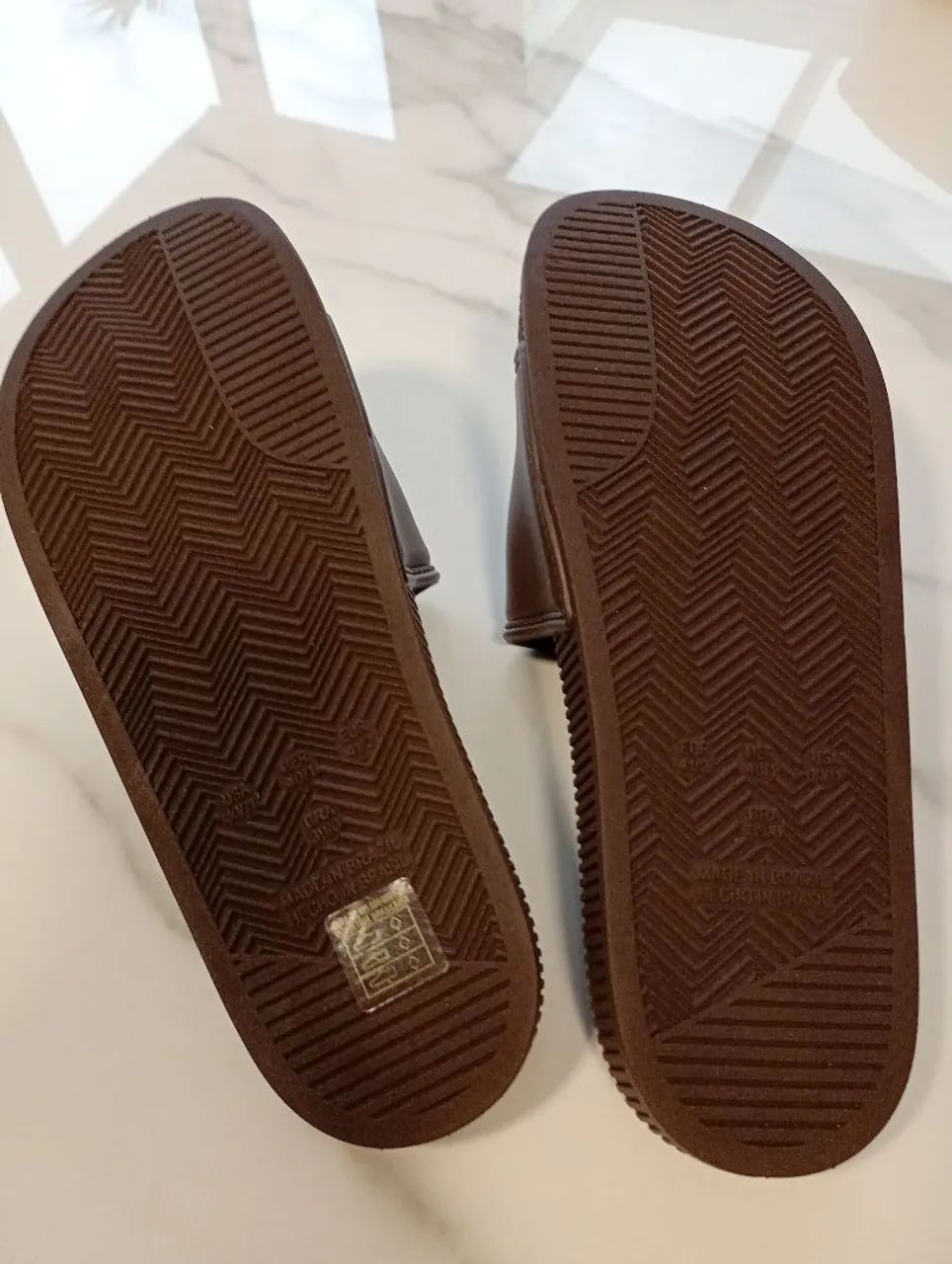 Chinelo Colcci Novo, marrom!! - Foto 4