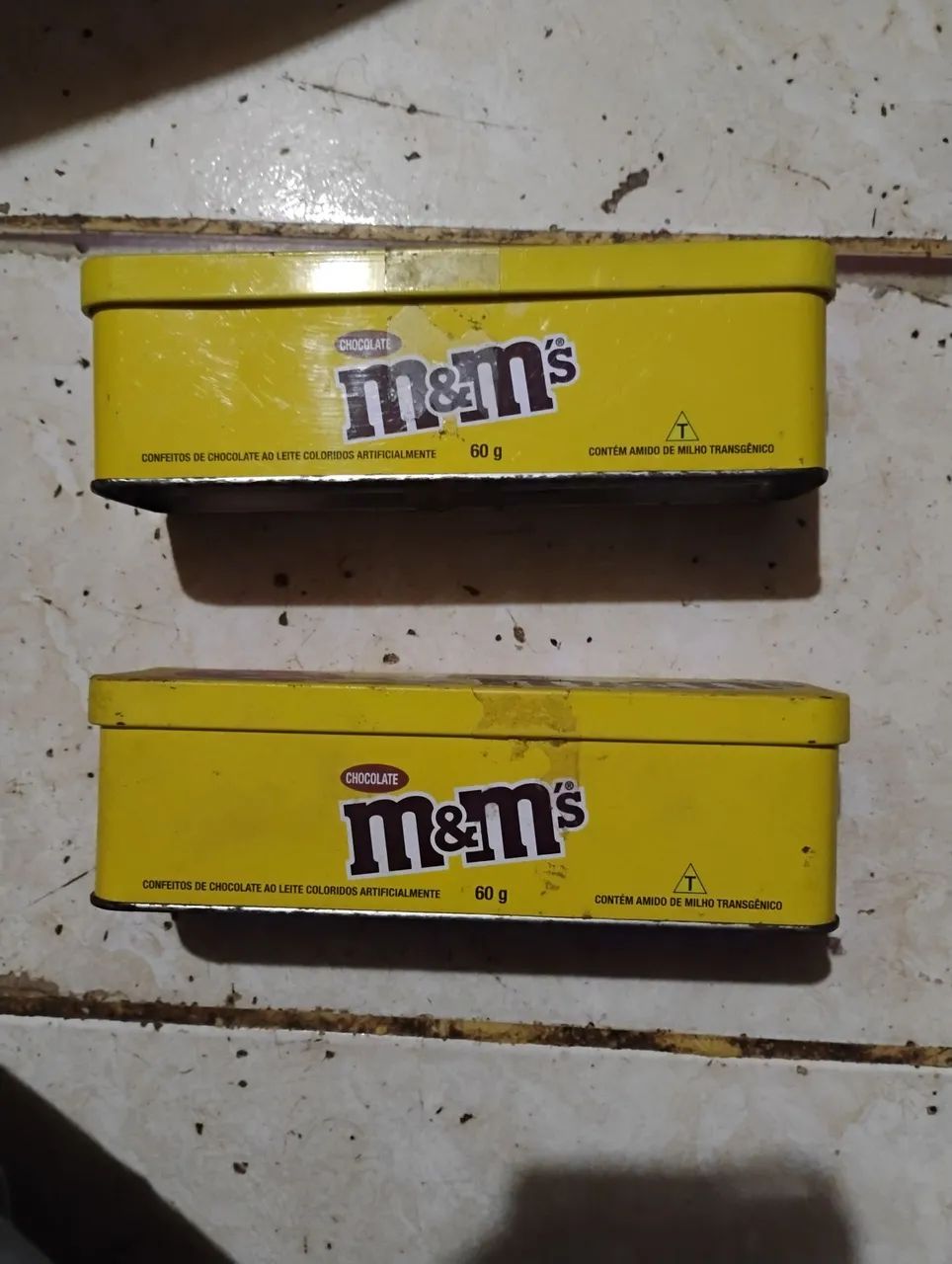 Duas latas colecionáveis M & Ms. diferentes - Foto 2