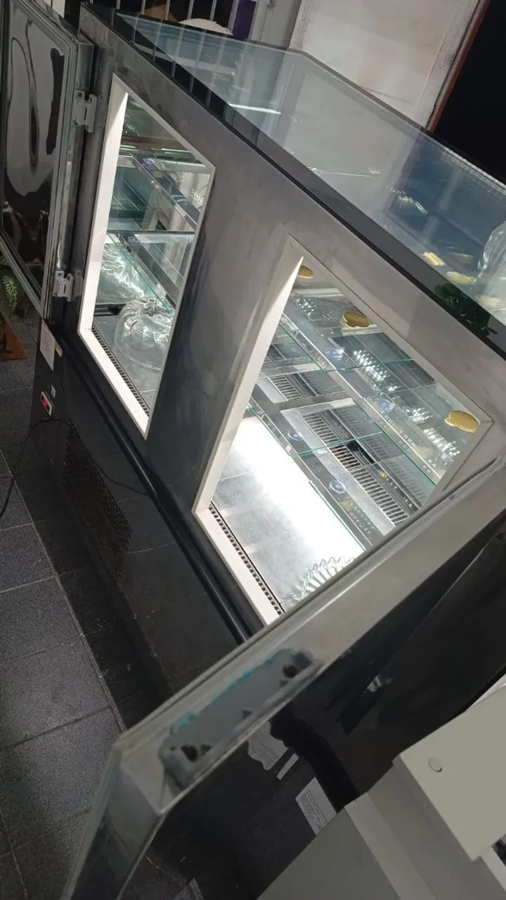 Vitrine Refrigerada Frilux 220V - Foto 2