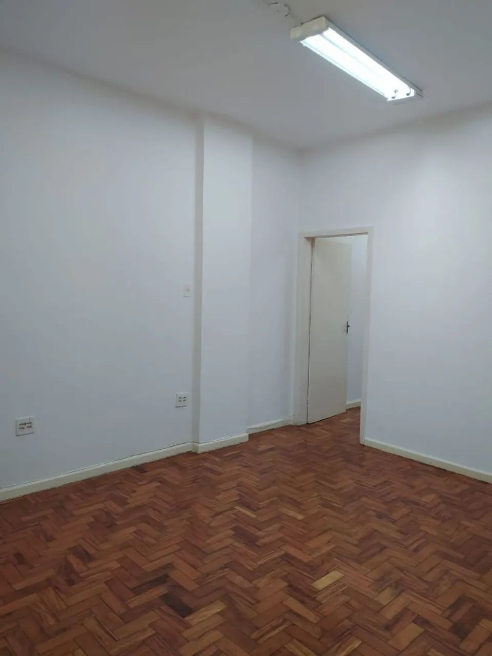 ALUGO SALA COMERCIAL CENTRO / DIRETO COM PROPRIETÁRIO  - Foto 4