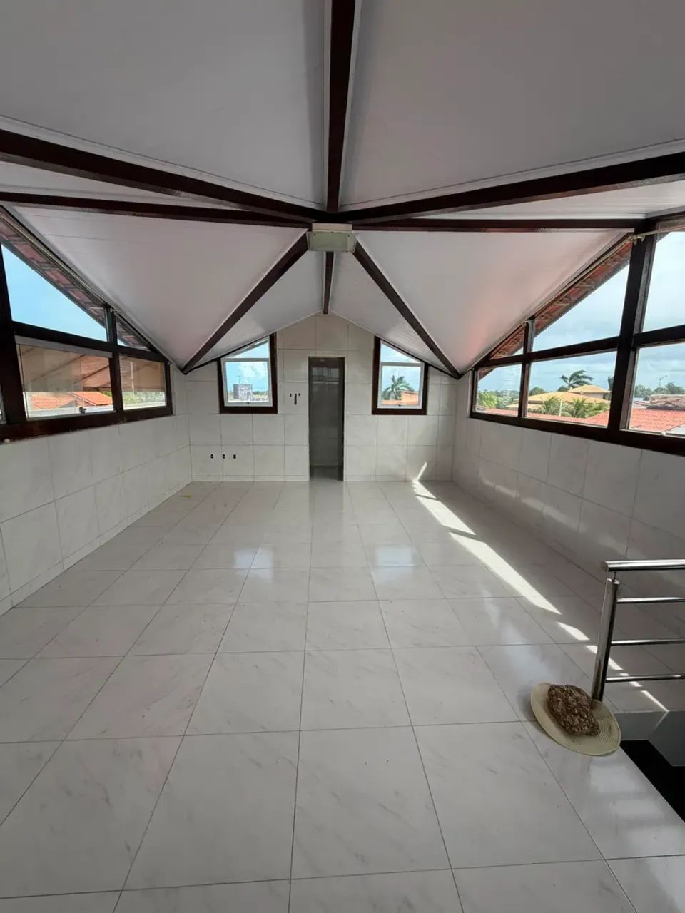 Alugo casa 4 suites no Portal do Sol - Foto 5