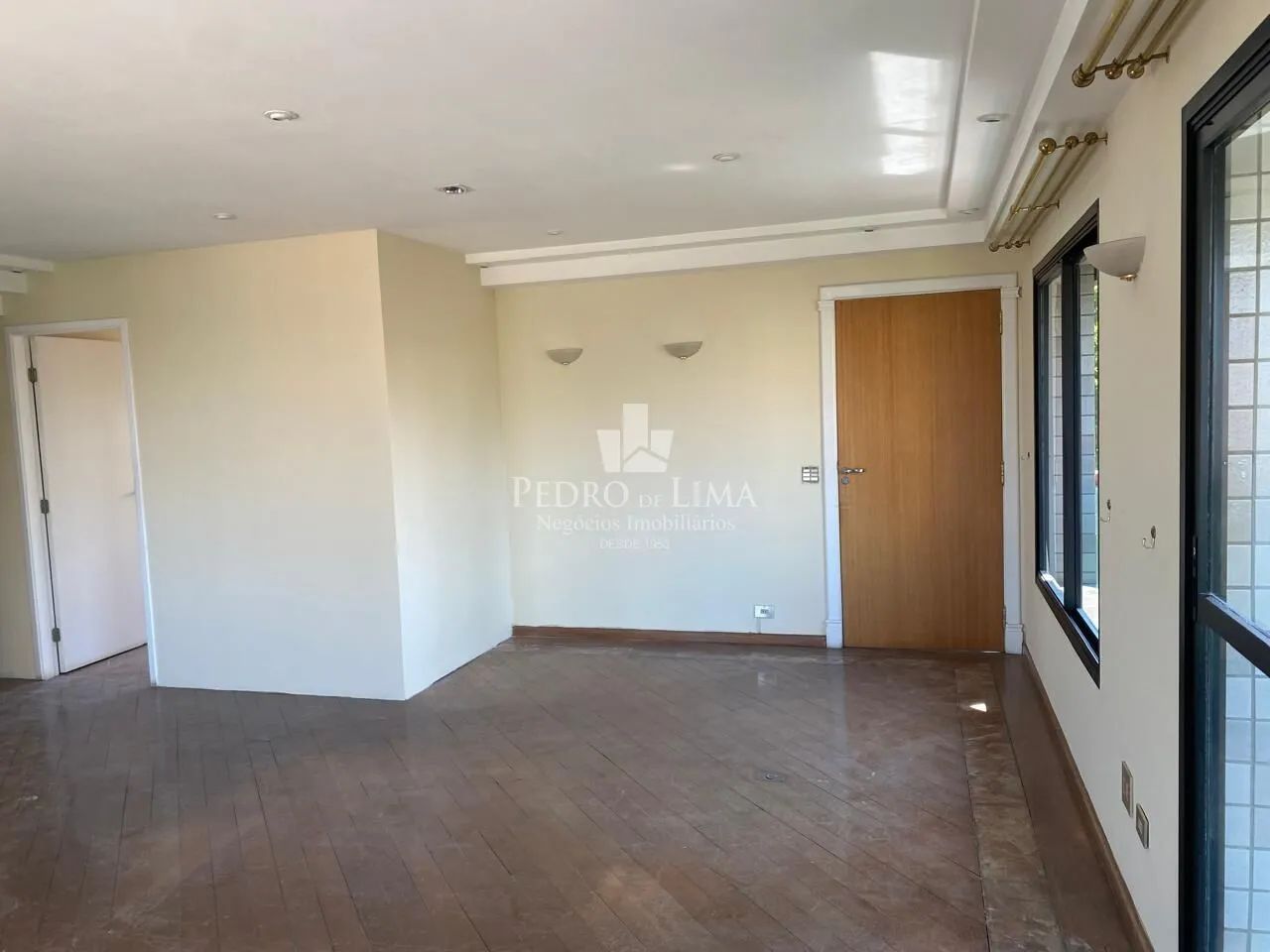 Apartamento na Penha com 150m², 4 Dormitórios, 2 Suítes e 2 Vagas - Foto 3