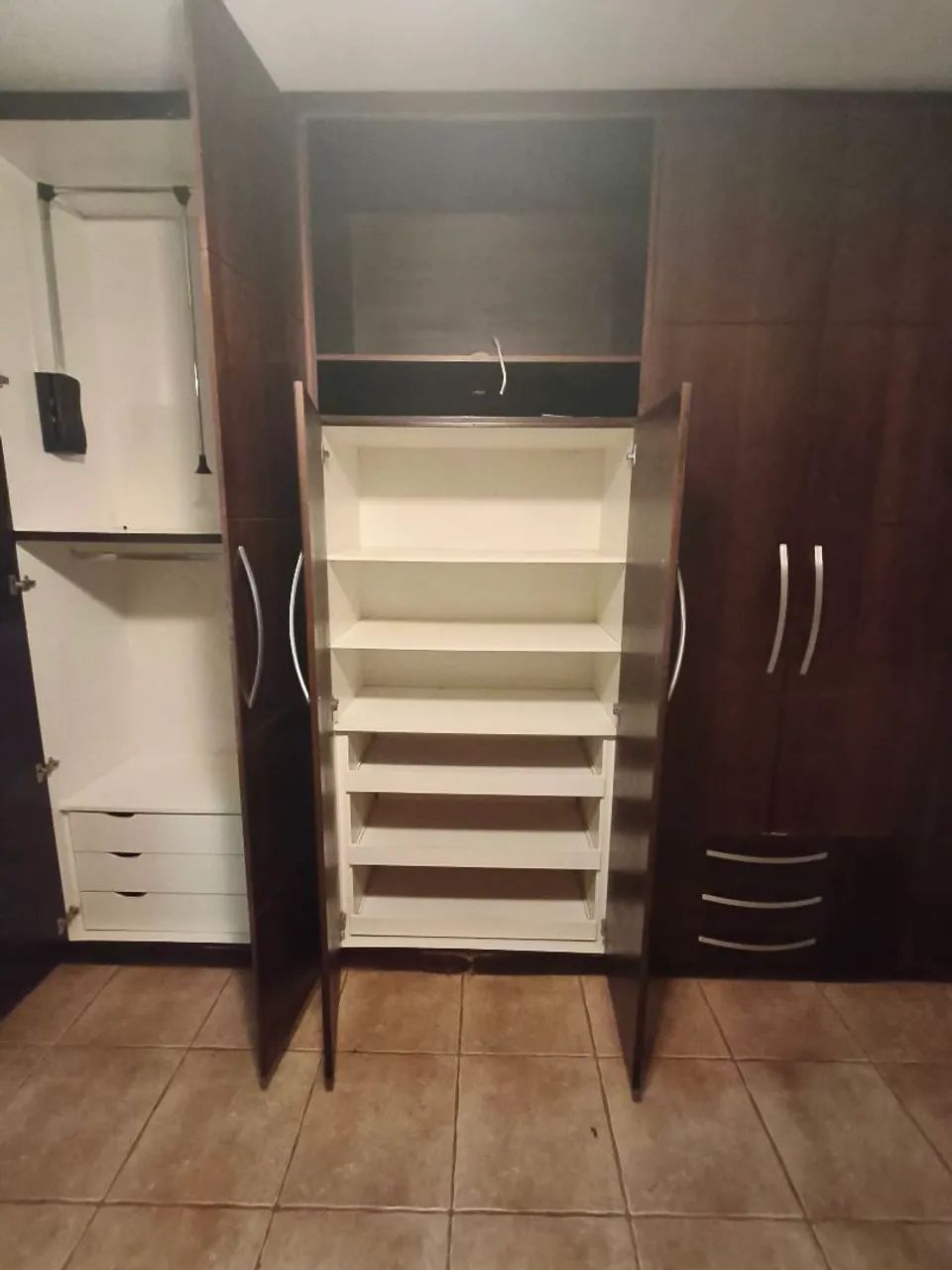 Guarda-roupa grande  - Foto 5