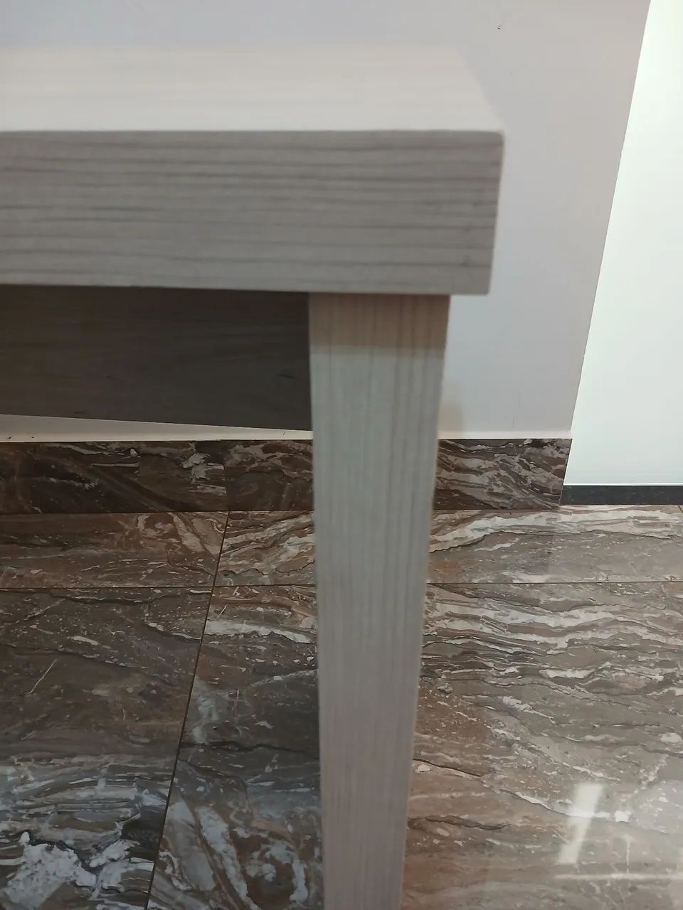 Mesa de escritório robusta