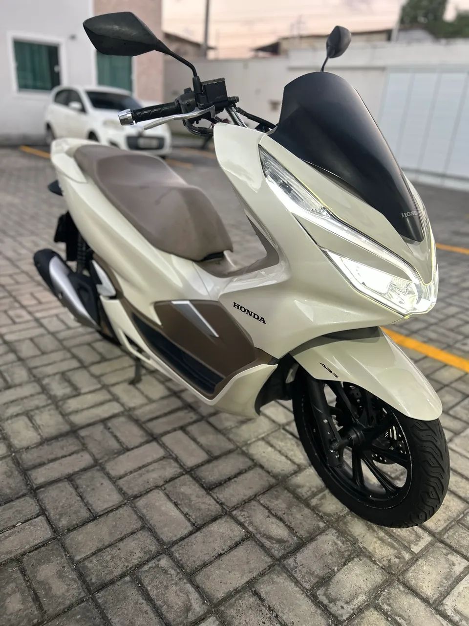 PCX DLX 2019 EXTRA - Foto 2