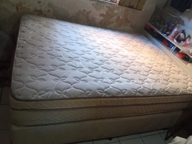 Cama Box com molas ensacadas e Cabeceira de cama  - Foto 2