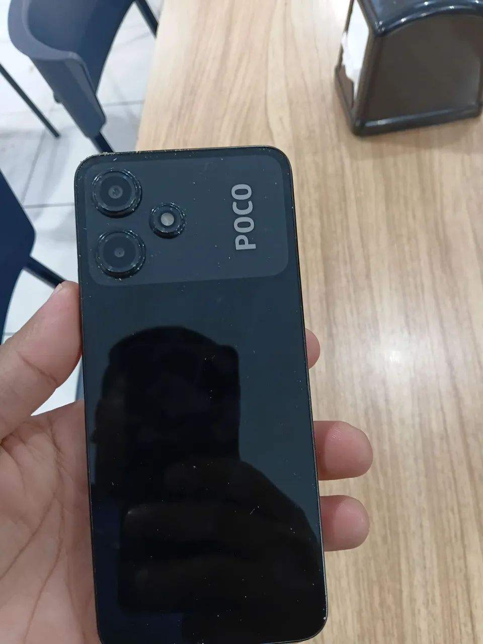Celular e bom estado de uso