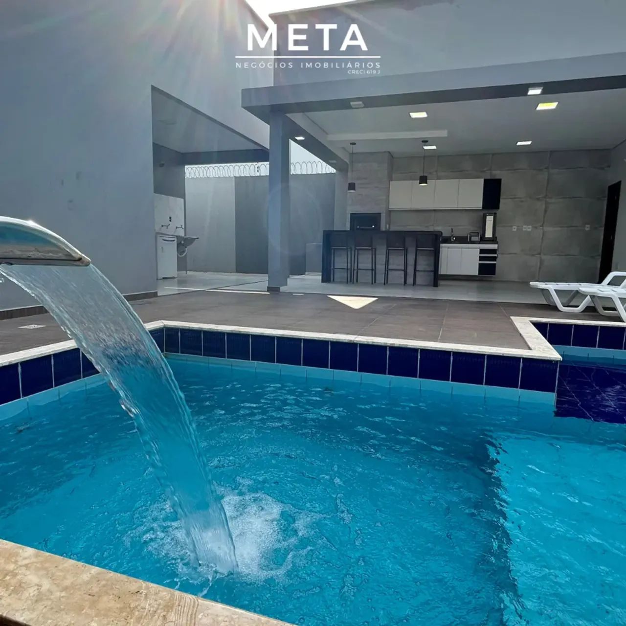 VENDE-SE CASA MOBILIADA | BAIRRO CENTENÁRIO - Foto 2