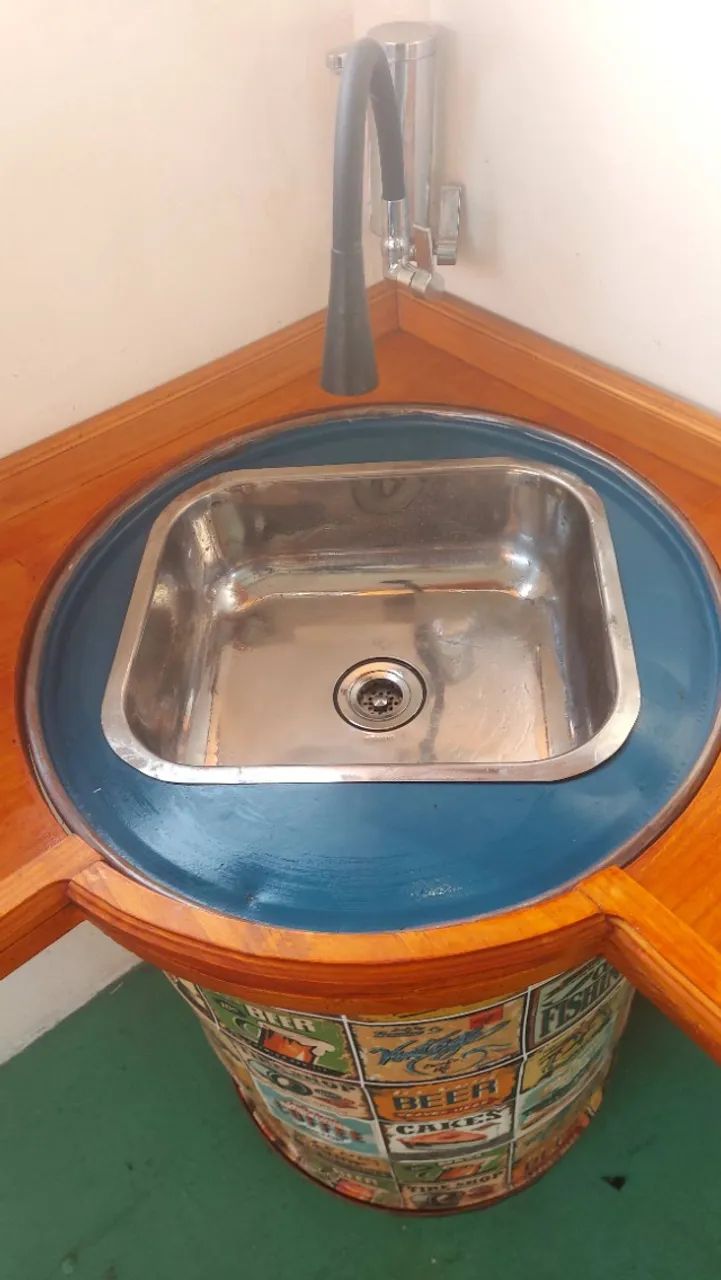 Pia de barril com bancada de pinus  - Foto 4