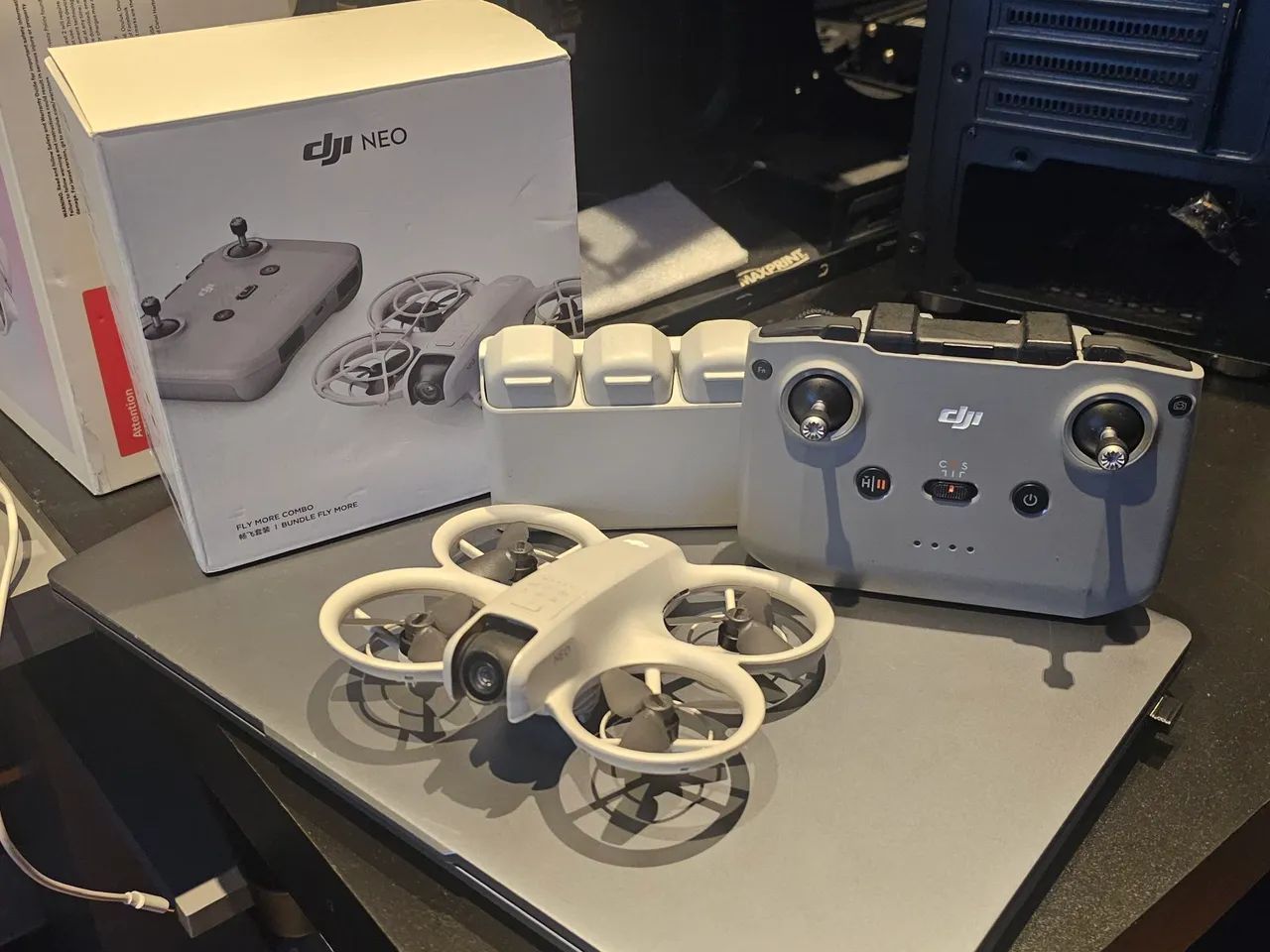 Drone DJI NEO (Fly More combo)