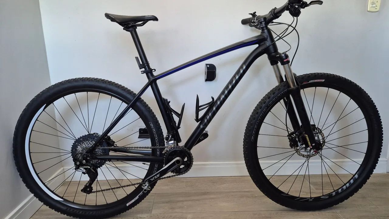 Bicicleta Specialized Rockhopper Expert 29 - Tamanho L