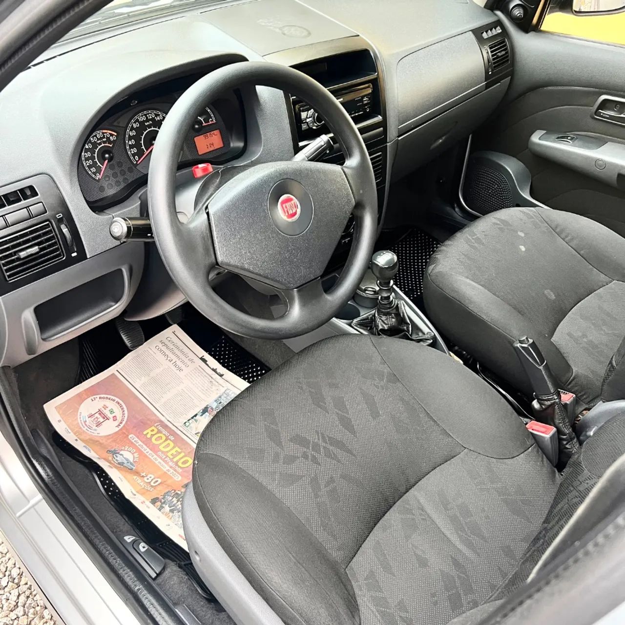 Fiat Siena EL 1.4 MPI Fire Flex 8V 4P 2012 - Foto 4