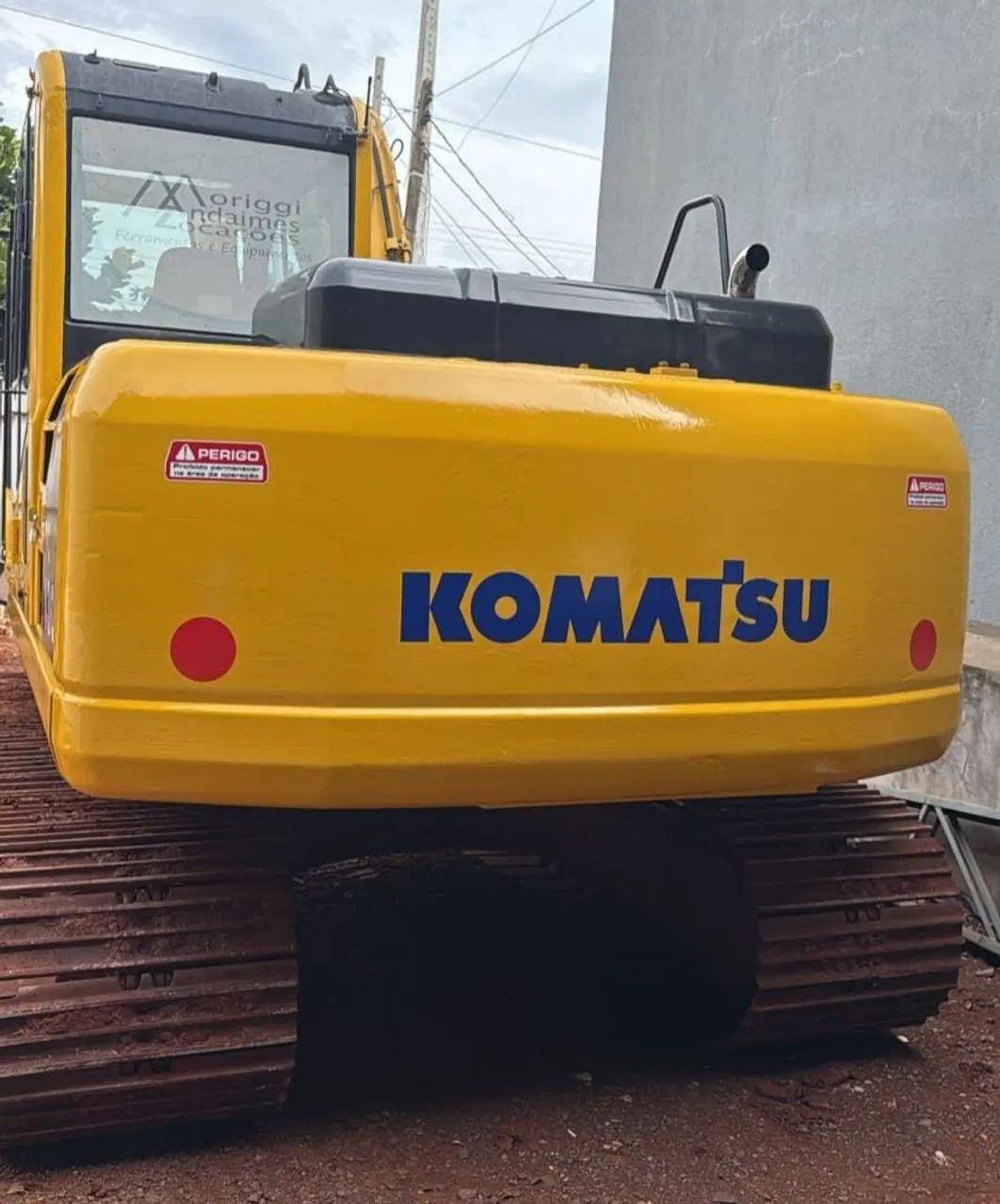 Escavadeira Hidráulica Komatsu PC130 - Foto 2