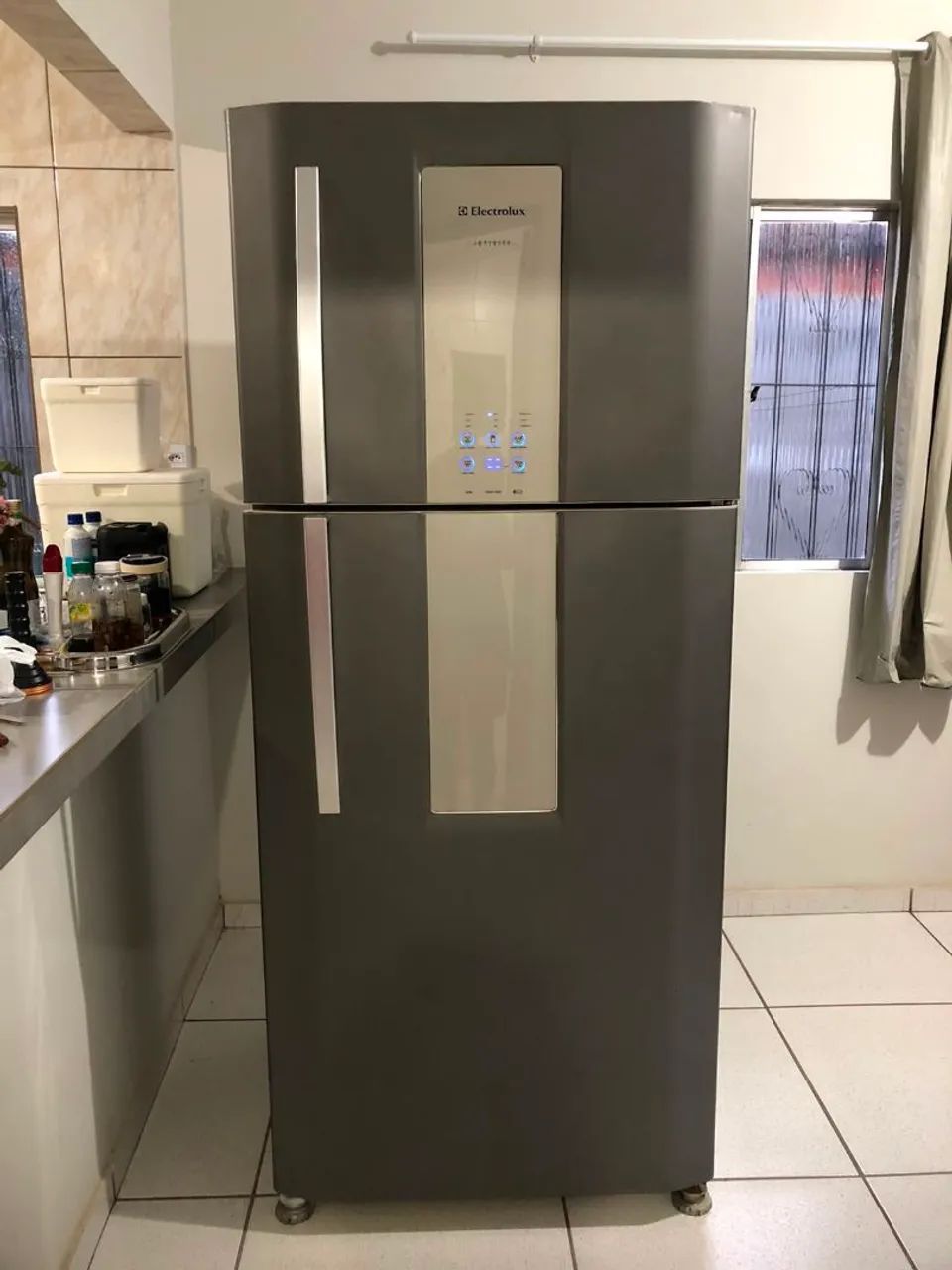 Geladeira Electrolux DF80