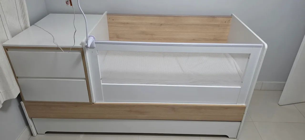 Berço Multifuncional 7 em 1 Evolutivo com Cômoda e Cama auxiliar  - Foto 2