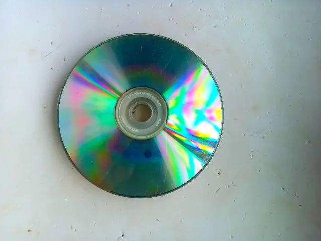 Cd para decoração e artesanato 10 unidades - Foto 3
